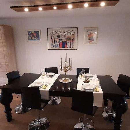 Mauritzburg Apartment Krefeld Bagian luar foto