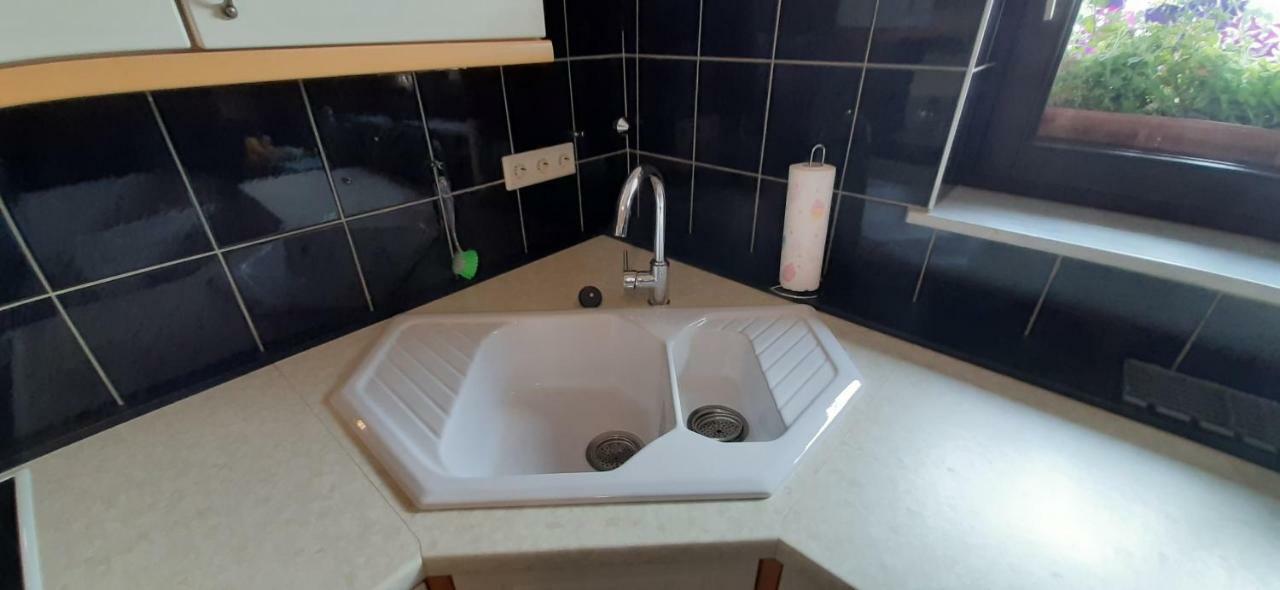 Mauritzburg Apartment Krefeld Bagian luar foto