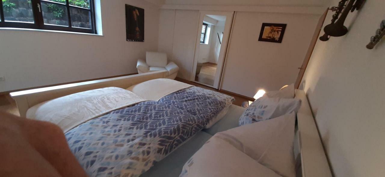 Mauritzburg Apartment Krefeld Bagian luar foto
