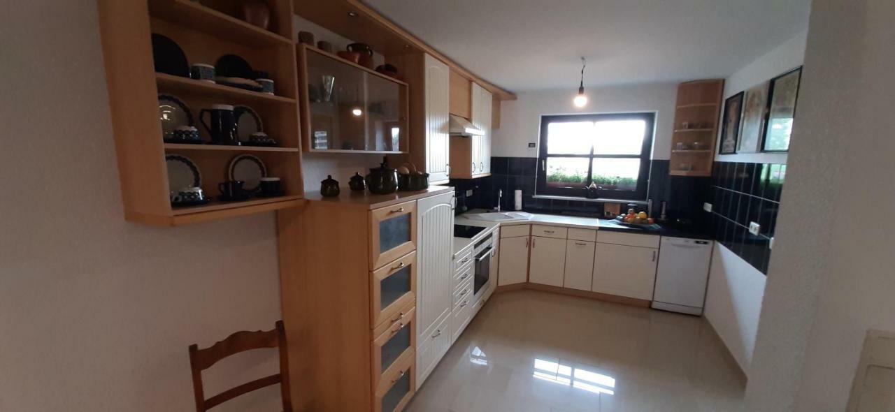Mauritzburg Apartment Krefeld Bagian luar foto